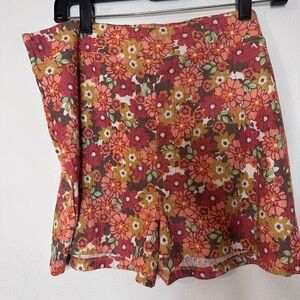 Colsie Floral High Waist Women's Shorts - Red and Orange